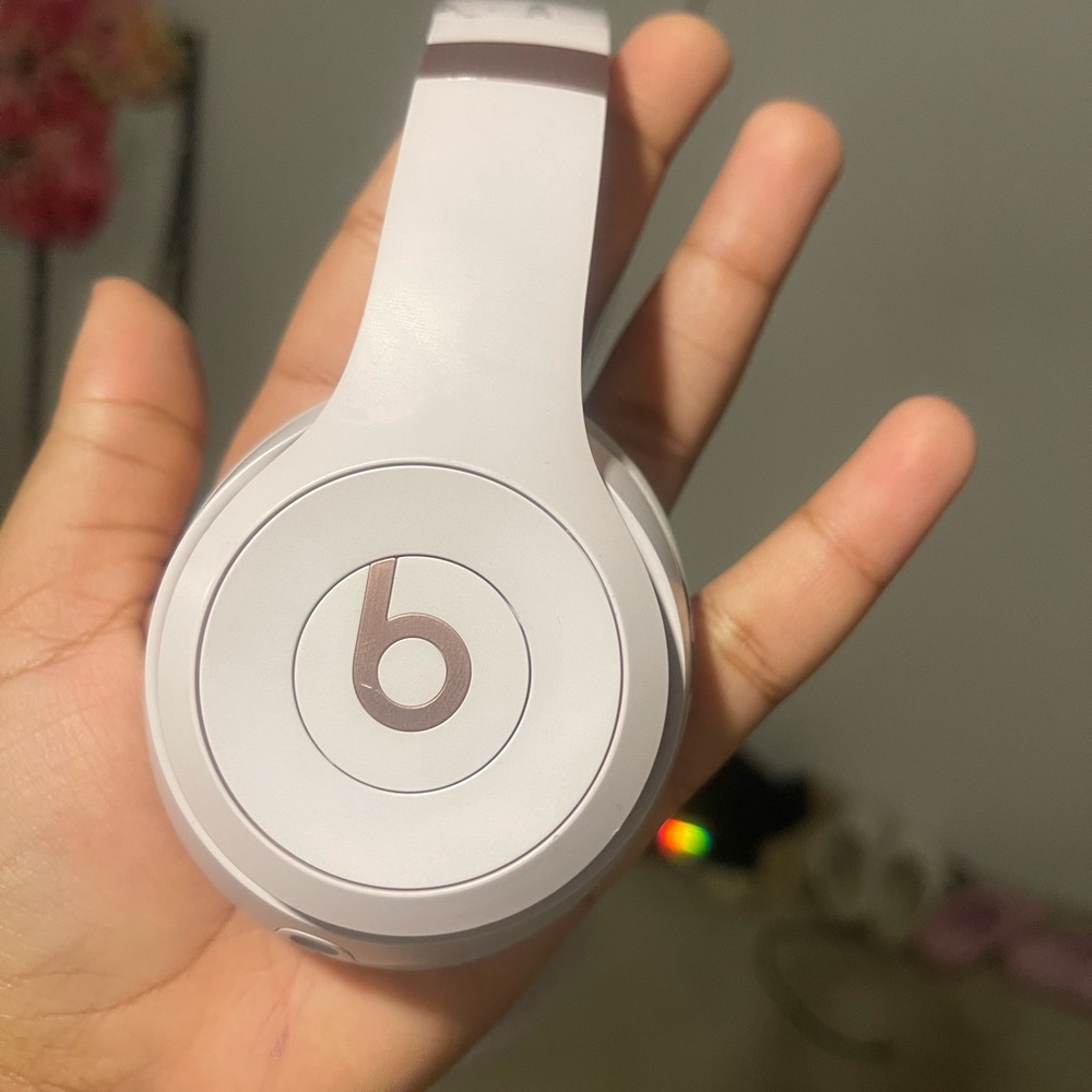 White Wireless Headphones